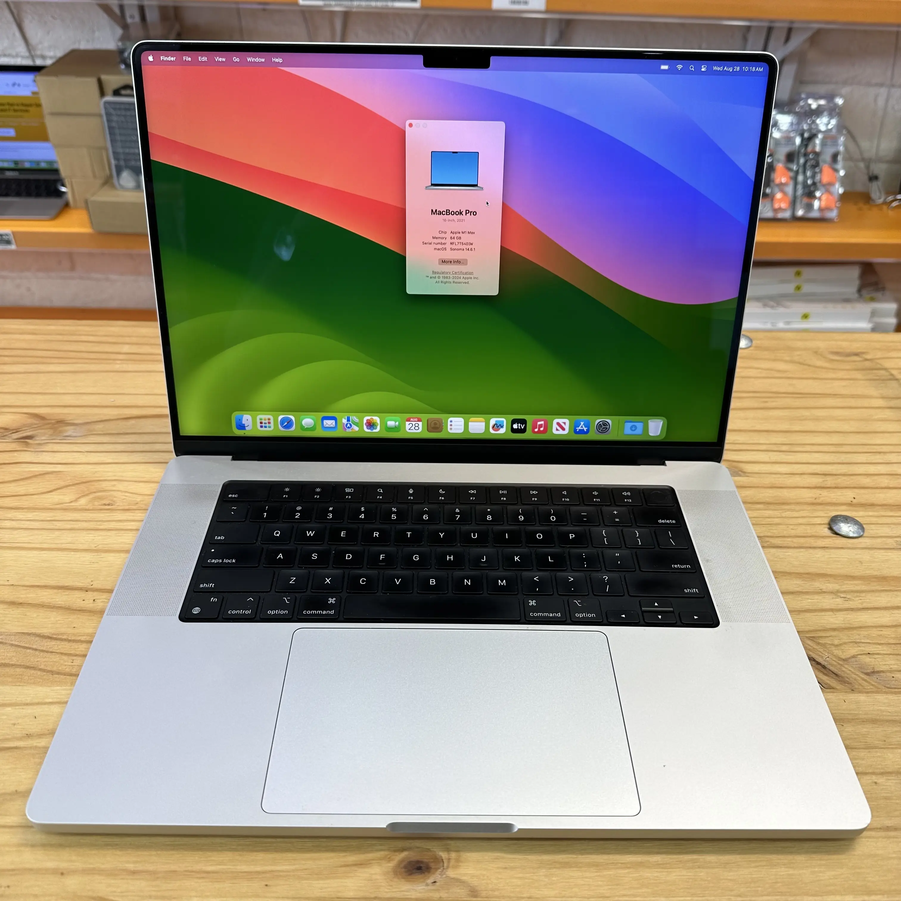 MacBook Pro 16" 2021 A2485 with M1 Max, 64GB RAM, 1TB SSD, and XDR Display.