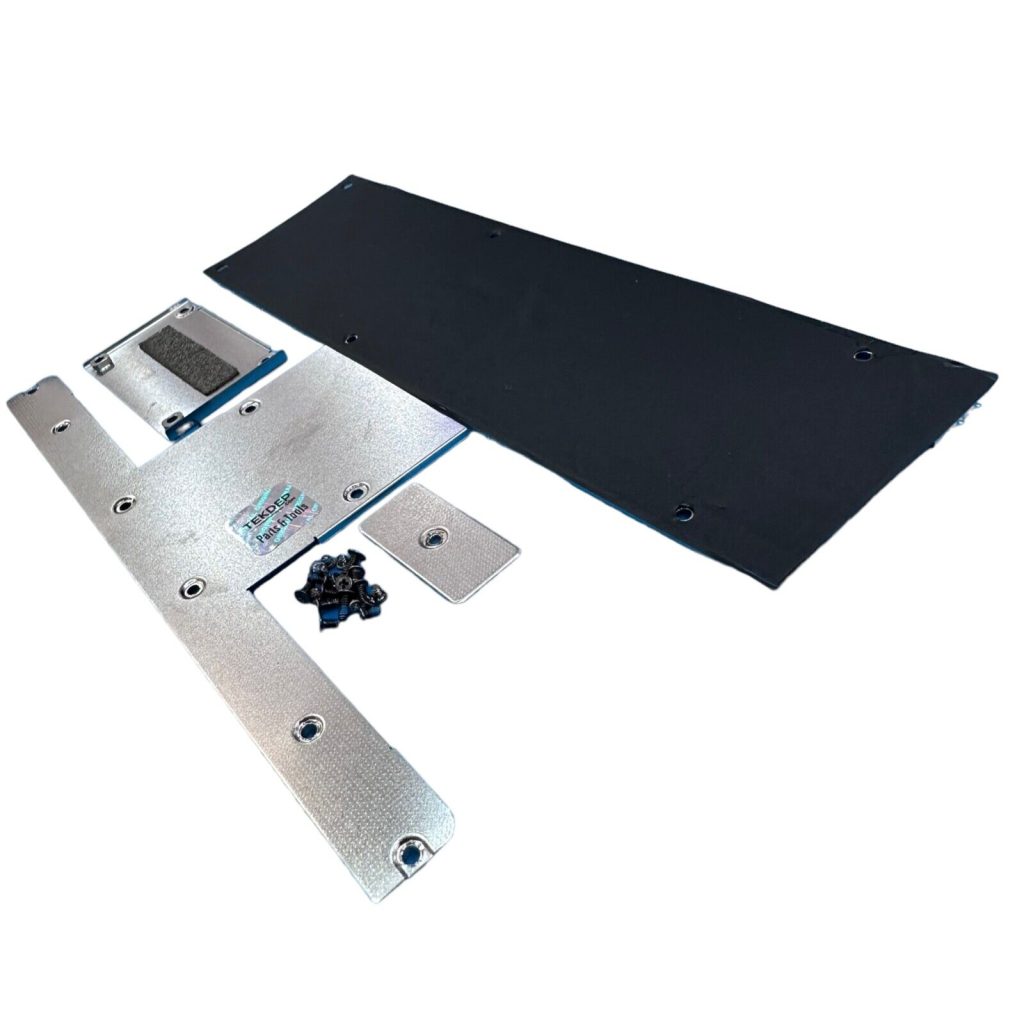 OEM Pull iPad Pro 12.9' 2nd Gen Set of screws & inside plates A1670 (READ)