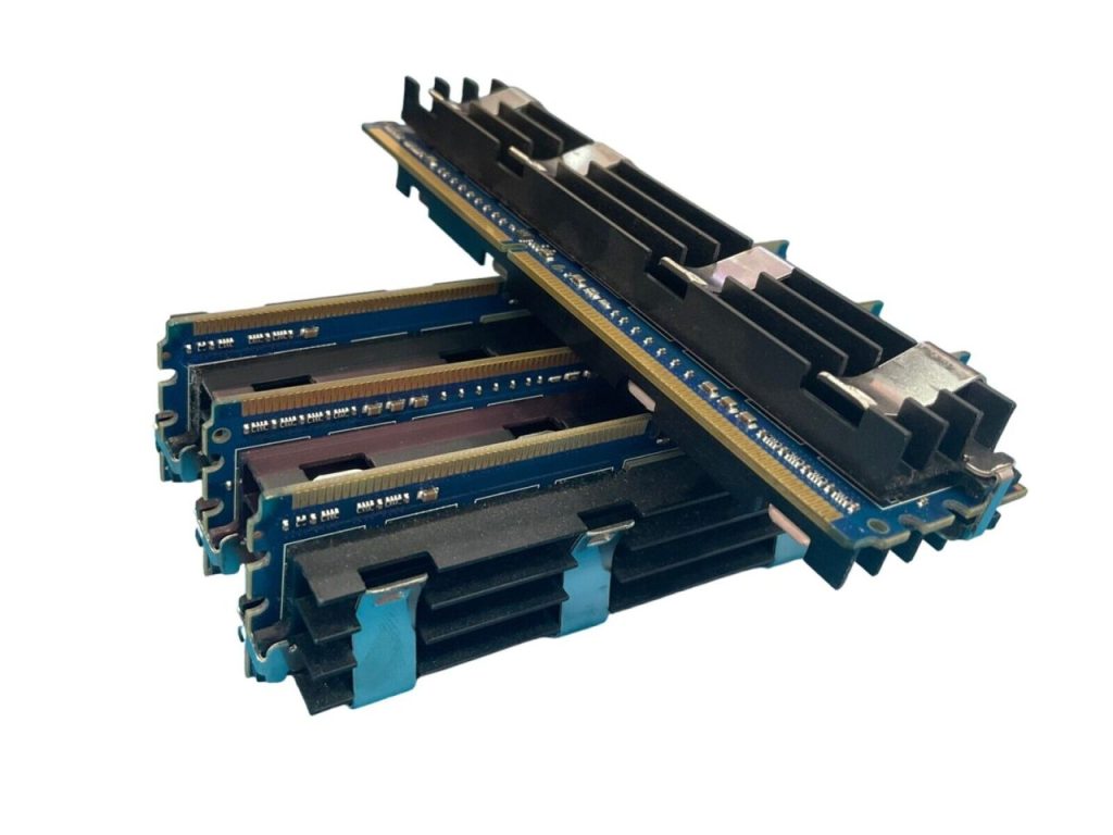 NANYA 4GB Kit 4x1GB DDR2 RAM 2Rx8 PC2-6400F Memory 0821.TW 800Mhz